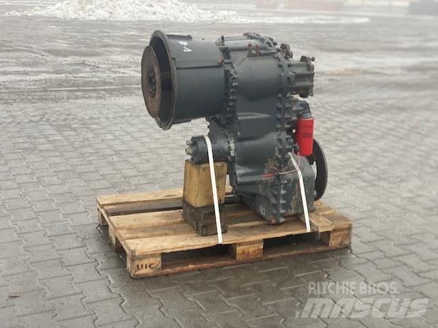 Hitachi ZF 4WG-210 傳動裝置