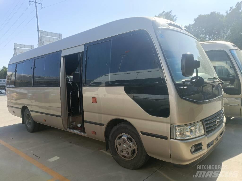 Toyota Coaster 公路客運汽車