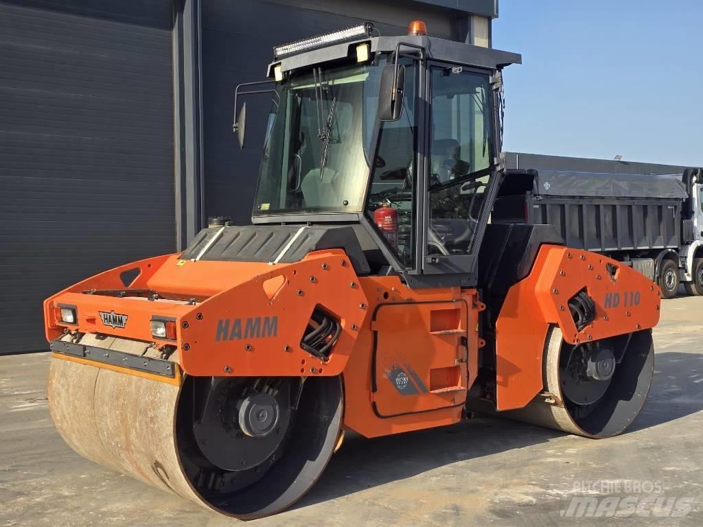 Hamm HD 110 雙輪滾壓機