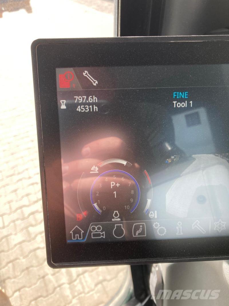 Liebherr R924 履帶式 挖土機/掘鑿機/挖掘機