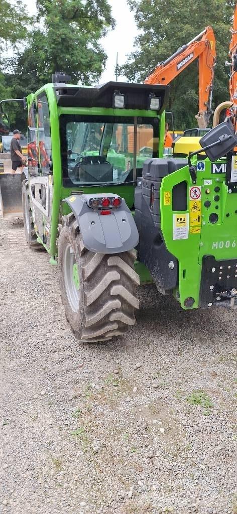 Merlo TF 30.9 伸縮臂操作車