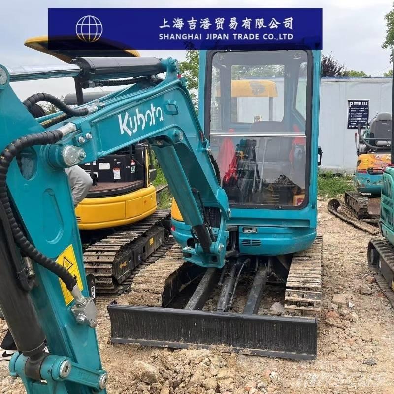 Kubota U 20 小型挖土機/掘鑿機<7t(小型挖掘機)
