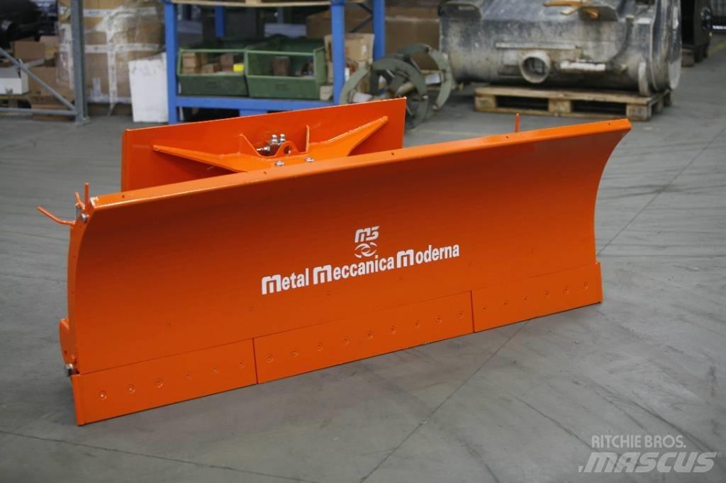 M3 Snow Plow SB 其他地面照料機械