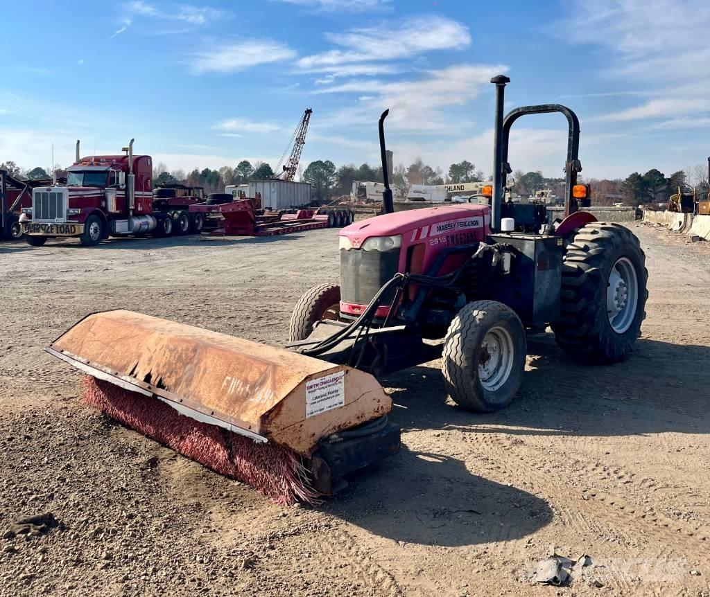 Massey Ferguson 2615 曳引機