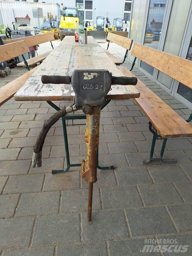 Atlas Copco LH 180 鐵鎚/碎石機