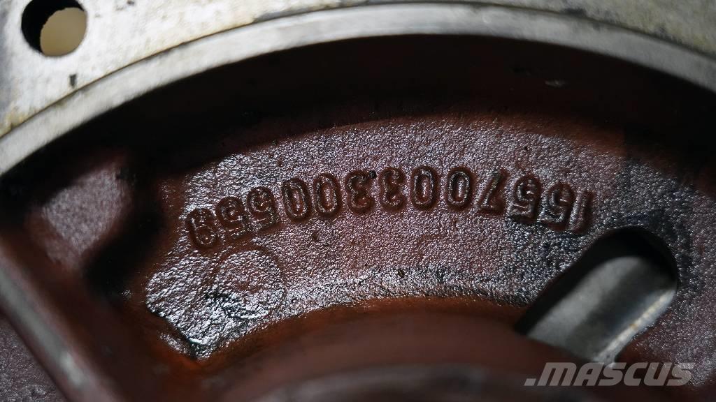 CASE CS 86 Bromshus 煞車器