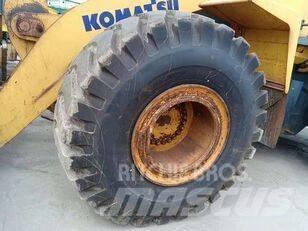 Komatsu WA 470-3 輪胎式裝載機