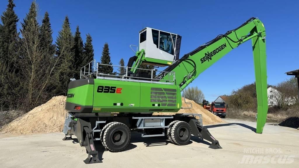 Sennebogen 835 M E 廢棄物/工業用操作車