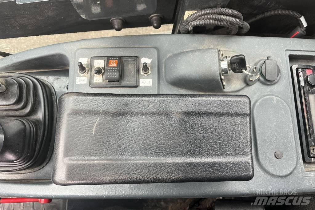 Komatsu WA 80 M 輪胎式裝載機