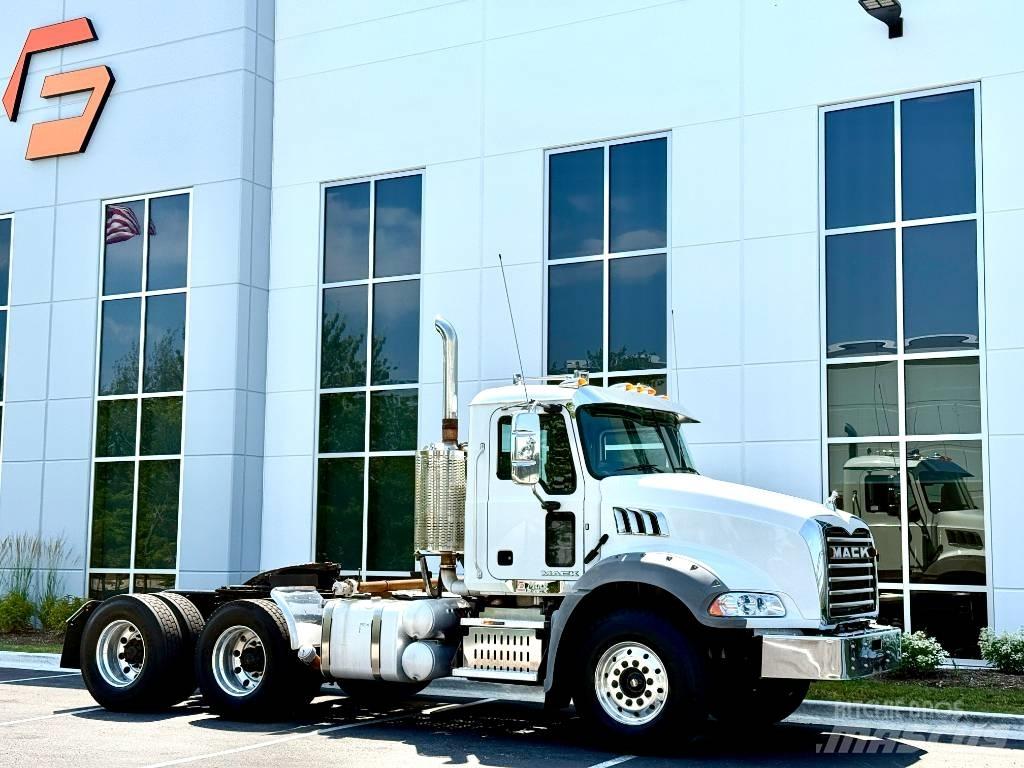Mack GU 813 曳引機組件