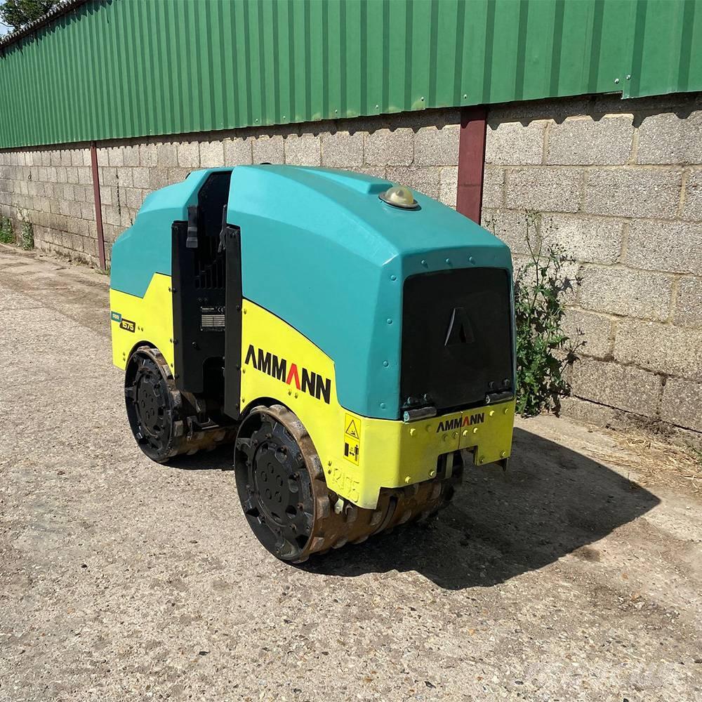 Ammann ARR1575 雙輪滾壓機