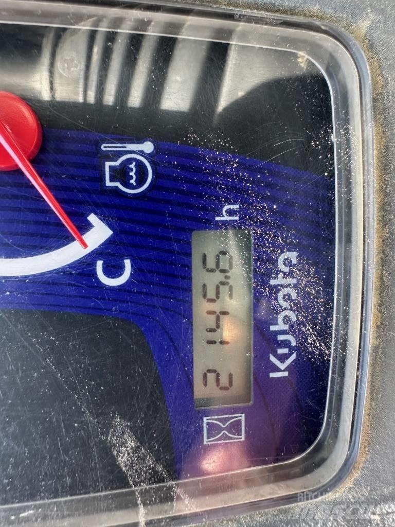 Kubota SSV 65 滑移轉向裝載機