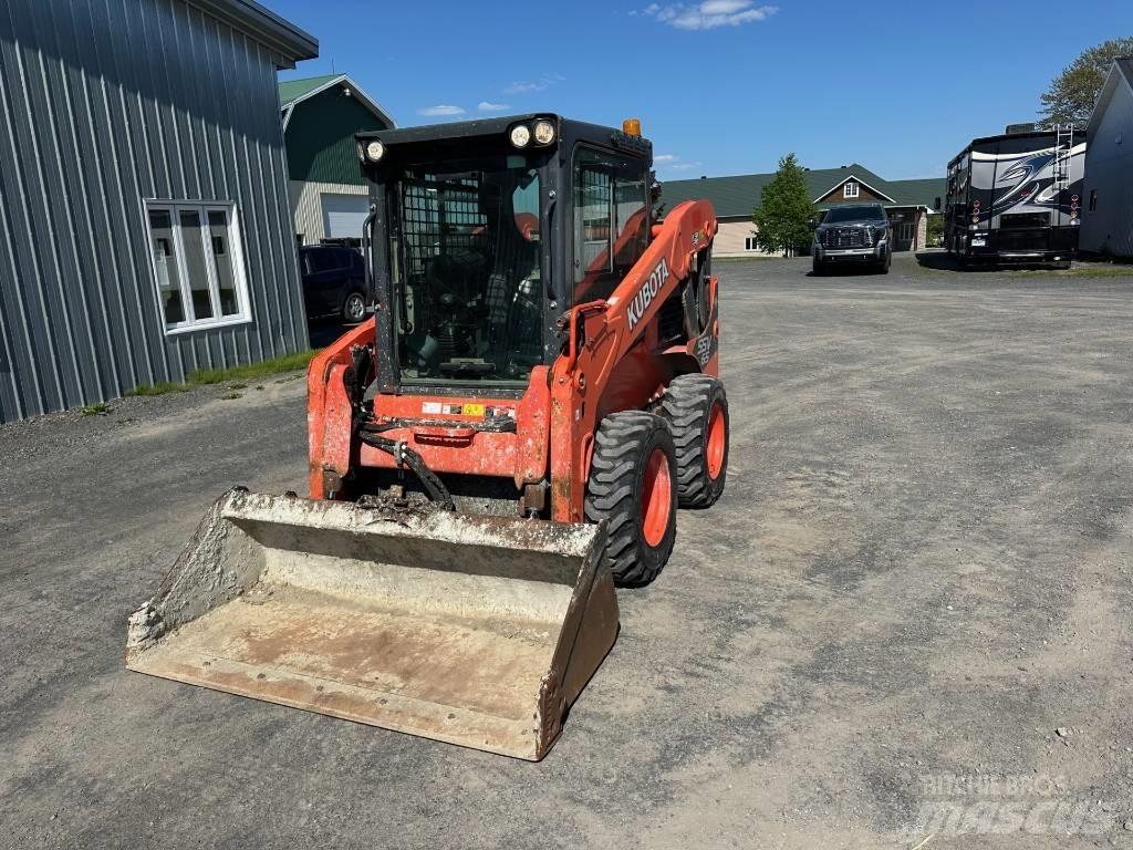 Kubota SSV 65 滑移轉向裝載機
