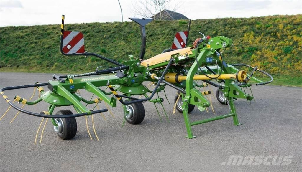 Krone VENDRO 560 耙與翻草機