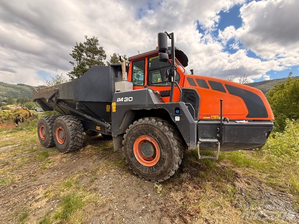 Doosan DA 30 鉸接式起吊車