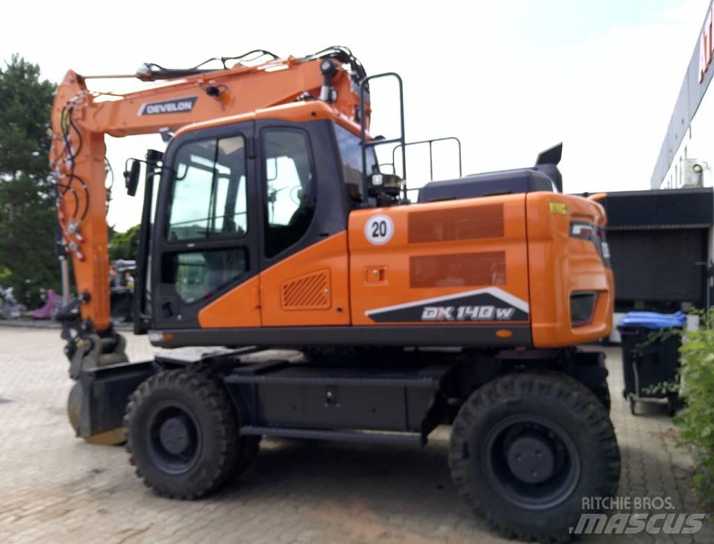 Doosan DX140W-7 旋轉式挖土機/掘鑿機/挖掘機