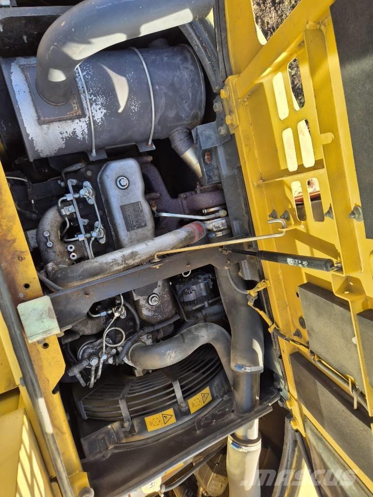 New Holland E 135 SR 履帶式 挖土機/掘鑿機/挖掘機