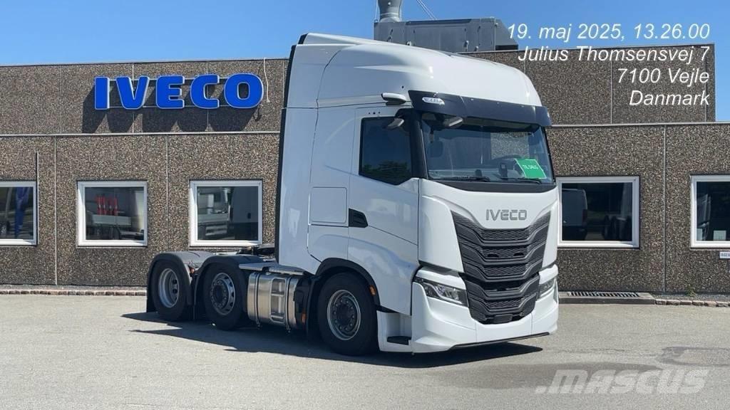 Iveco S-Way 曳引機組件