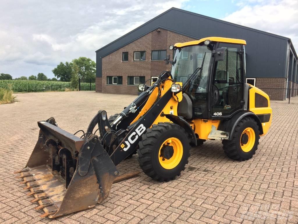 JCB 406 輪胎式裝載機