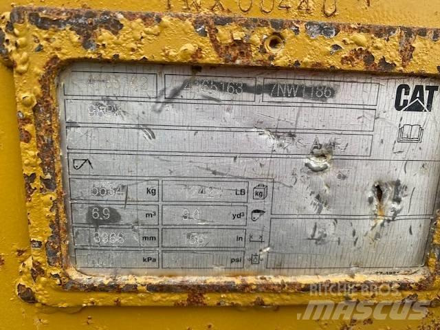 CAT 988 K 輪胎式裝載機