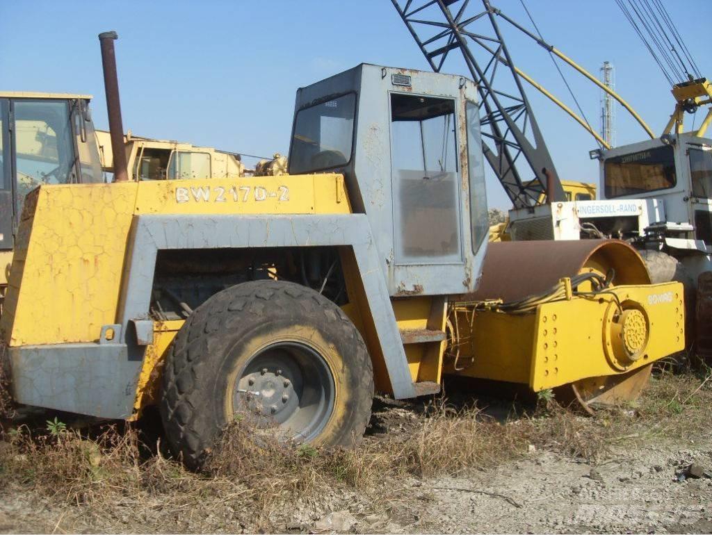Bomag 217 D 單輪滾壓機