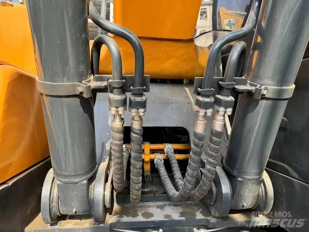 Hyundai R220LC-9S 履帶式 挖土機/掘鑿機/挖掘機