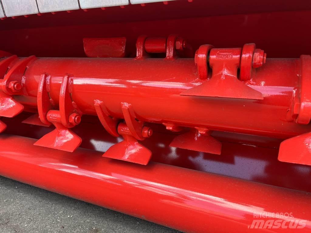 Maschio Giraffa XL 莖葉去葉機