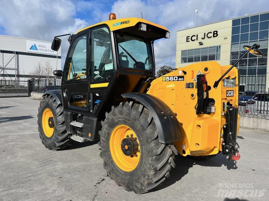 JCB 560-80 AGRI PRO 伸縮臂操作車