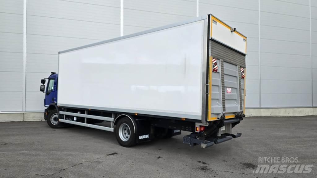 Volvo FE 貨箱式卡車