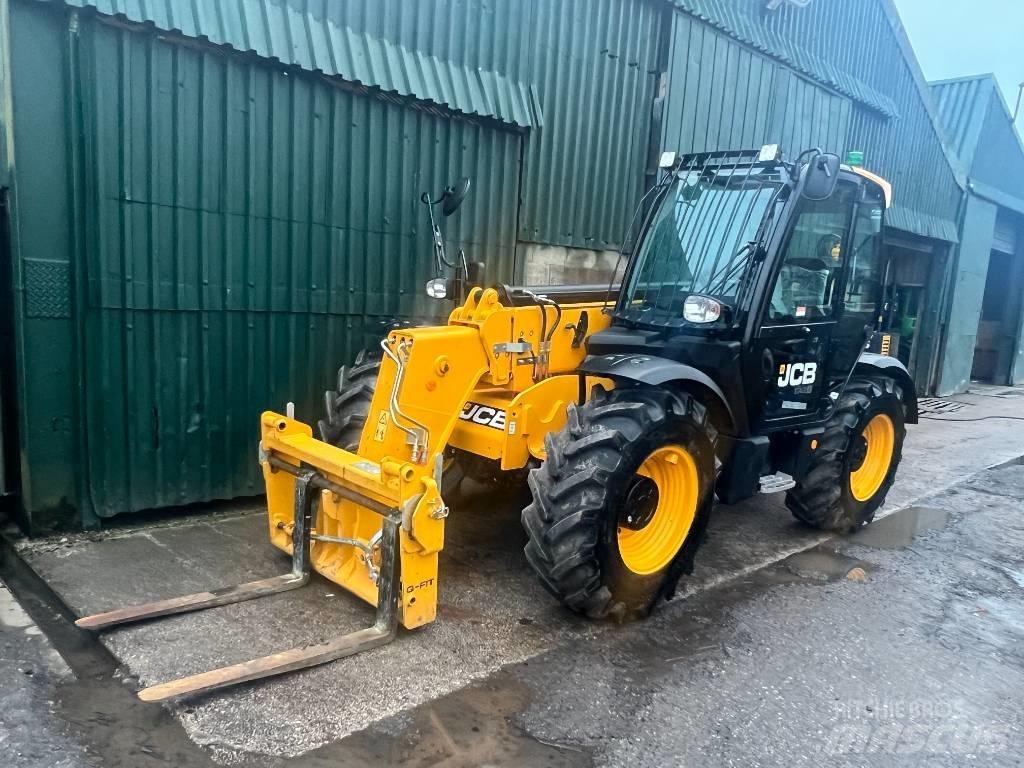 JCB 535-95 伸縮臂操作車