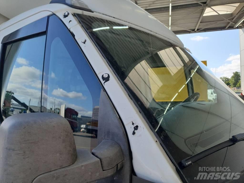 Iveco Daily 35C15 運輸車輛