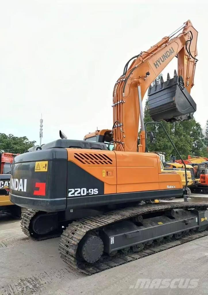 Hyundai 220 履帶式 挖土機/掘鑿機/挖掘機