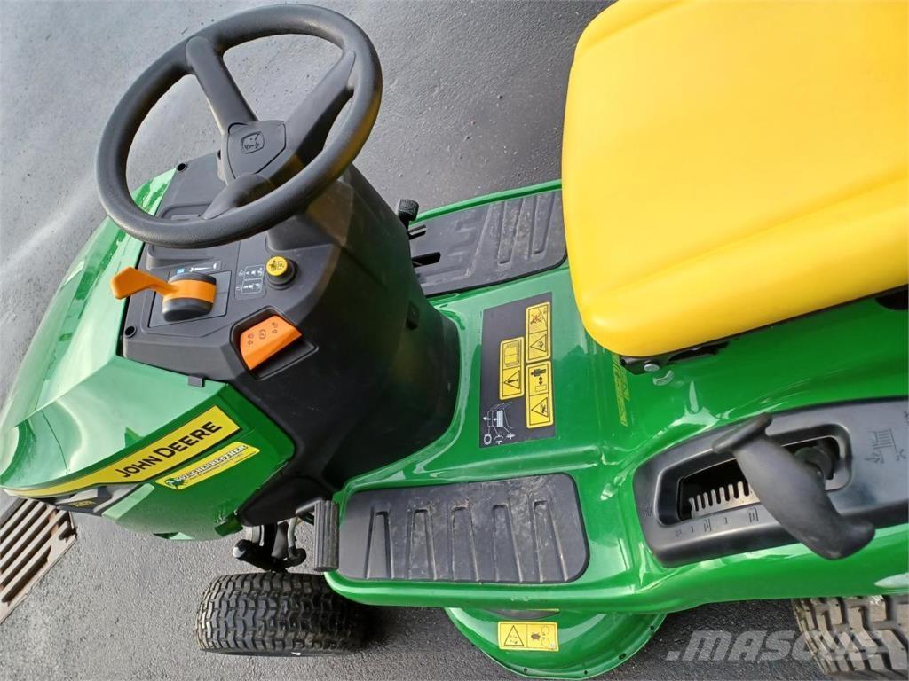 John Deere X147R 果嶺割草機