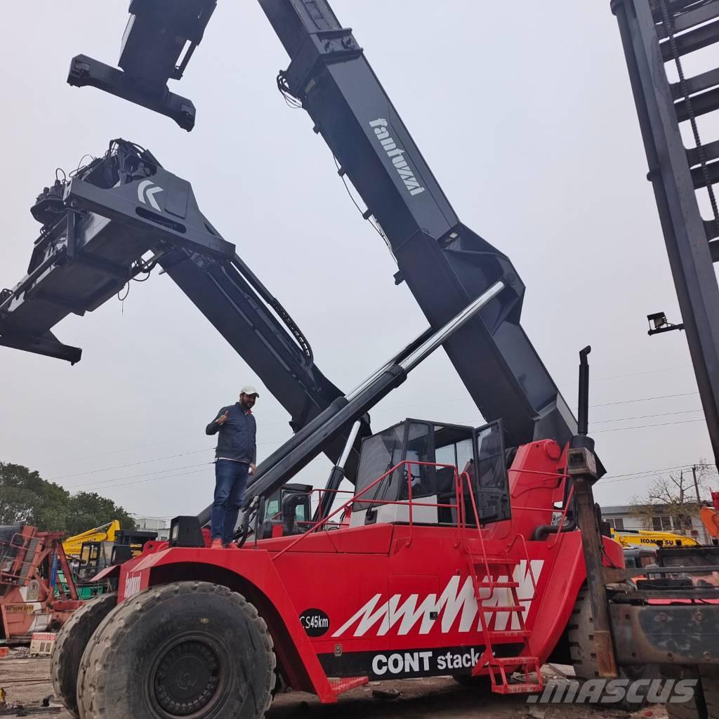Fantuzzi CS 45 KM 前伸型堆積機