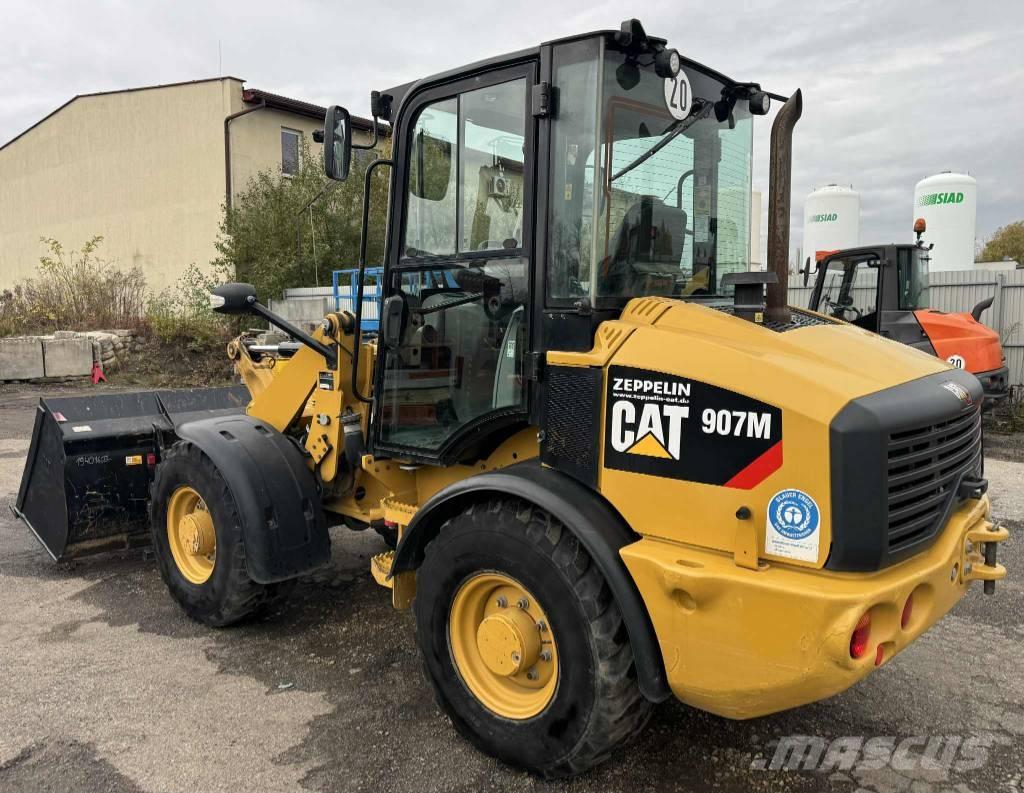 CAT 907 M 輪胎式裝載機