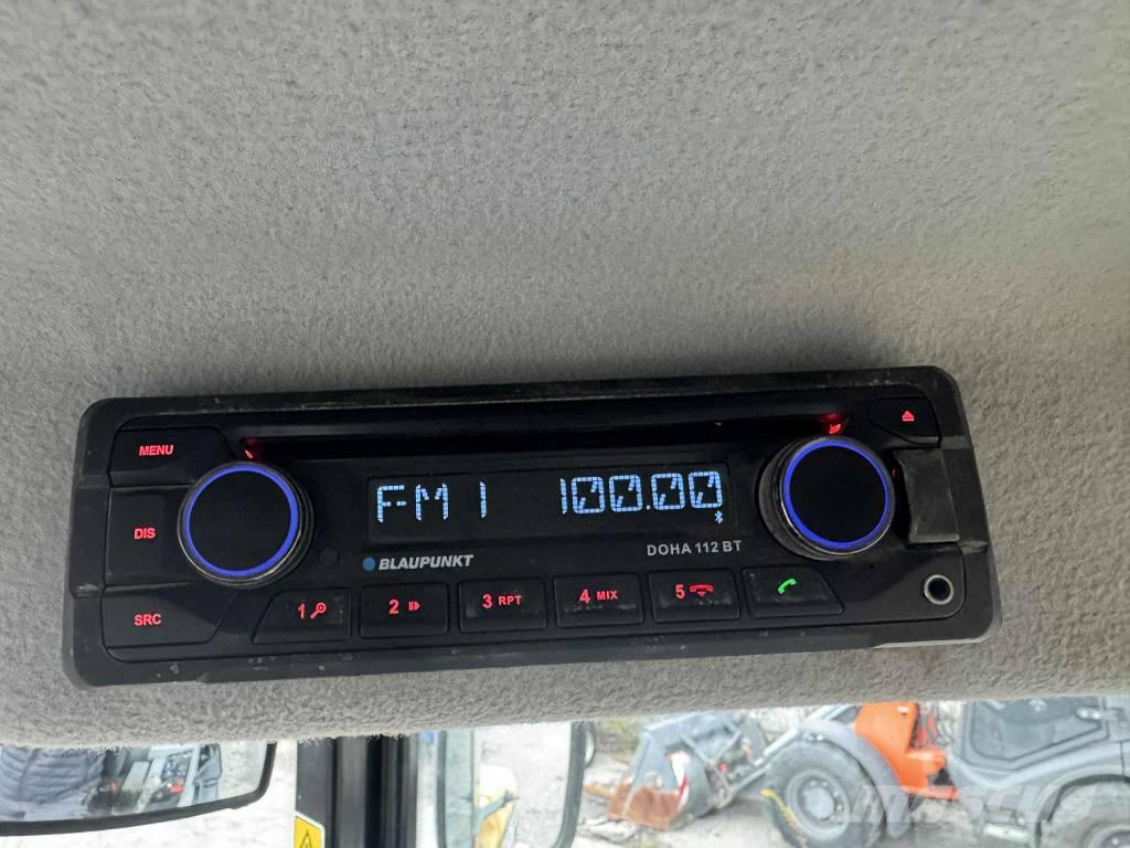 CAT 907 M 輪胎式裝載機