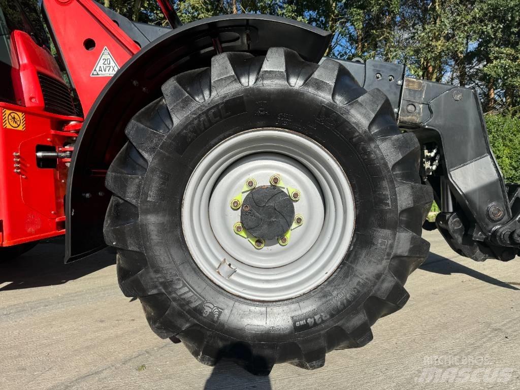 Manitou MLA533 農業用伸縮臂裝載機