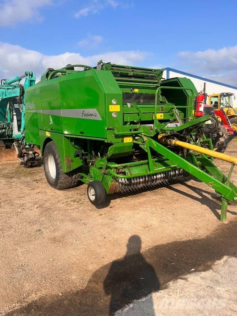 McHale Fusion 2 圓型牧草打包機