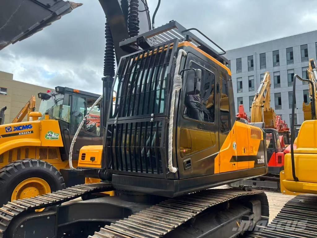 Hyundai HX 220 履帶式 挖土機/掘鑿機/挖掘機