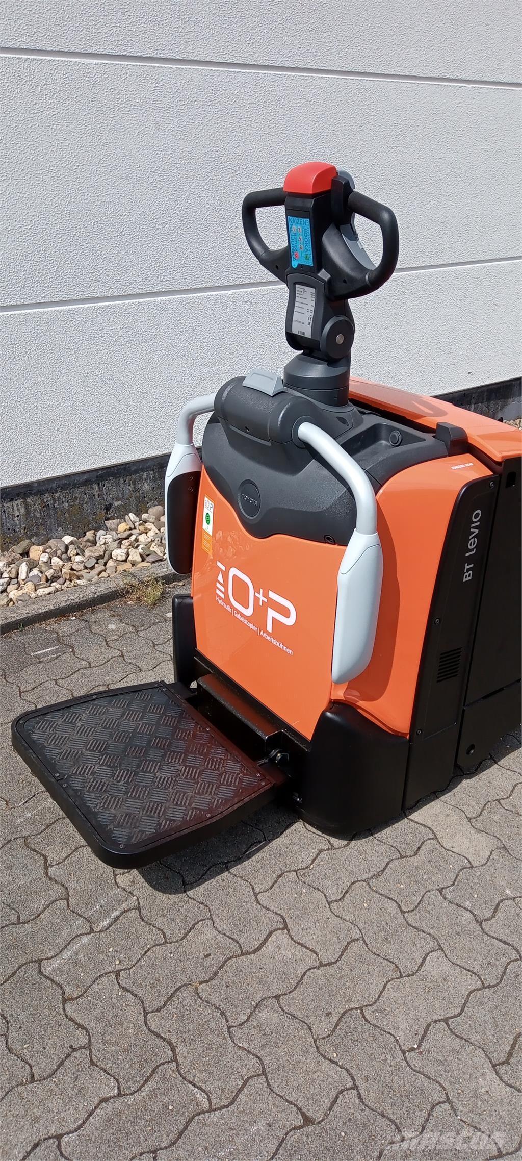 Toyota LPE 220 行走控制式堆積機