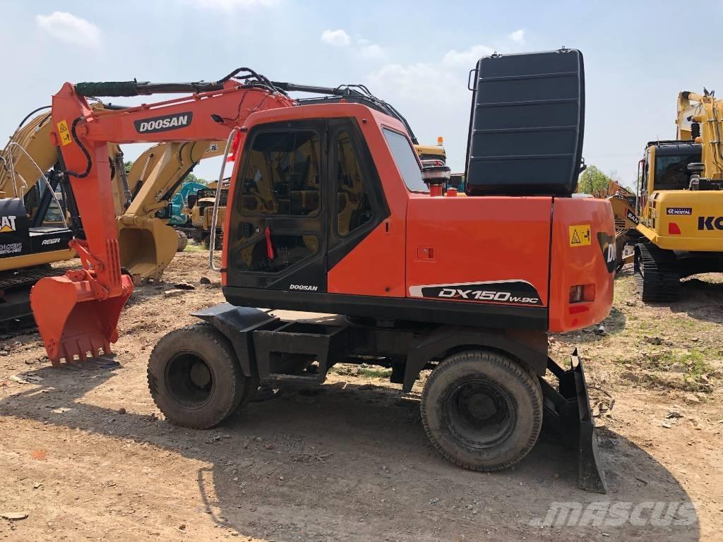 Doosan DX150W 履帶式 挖土機/掘鑿機/挖掘機
