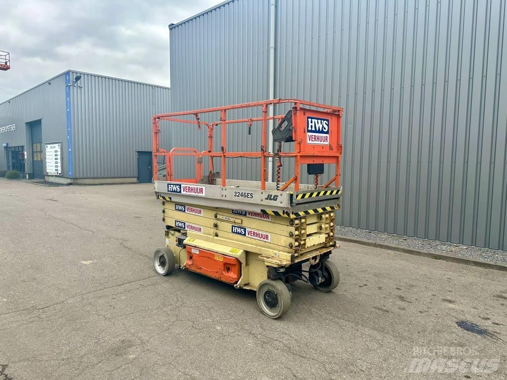 JLG 3246 ES 剪式升降機