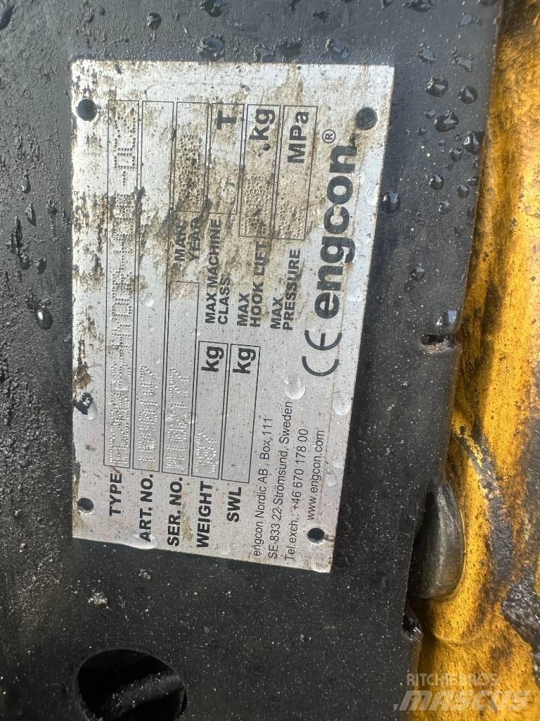 Hitachi ZX 85 USB-6 中型挖土機/掘鑿機/挖掘機 7t-12t