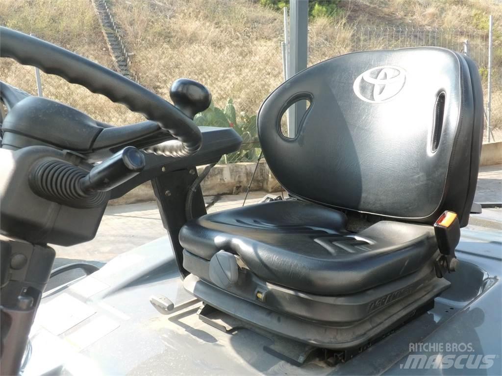 Toyota 7FBEF18 電動堆高機