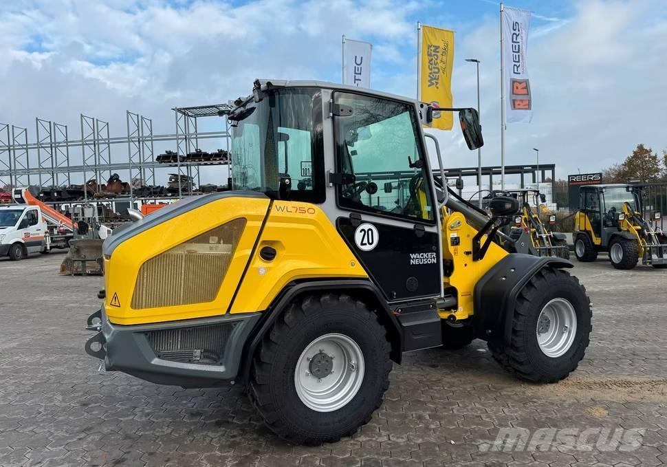 Wacker Neuson WL 750 輪胎式裝載機