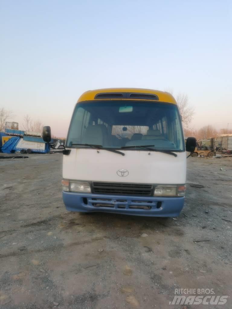 Toyota Coaster Bus 迷你巴士