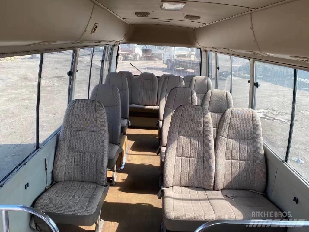 Toyota Coaster Bus 迷你巴士