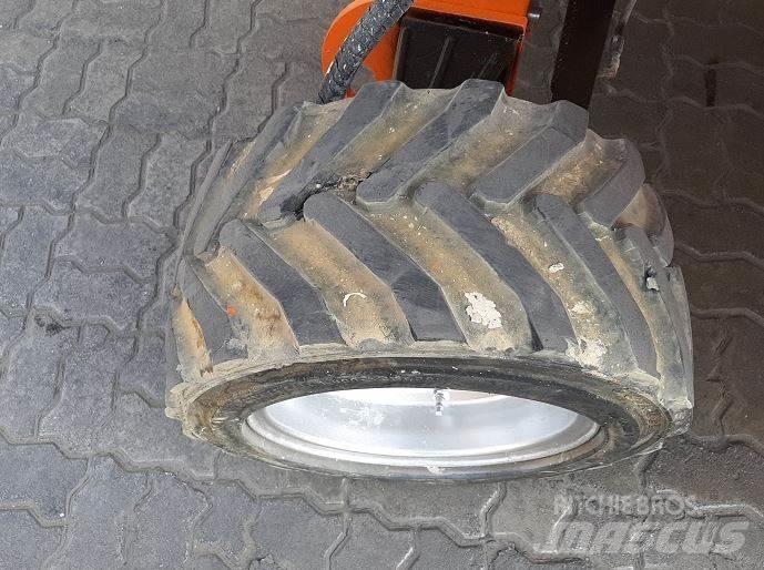 MEC 2684RT 剪式升降機
