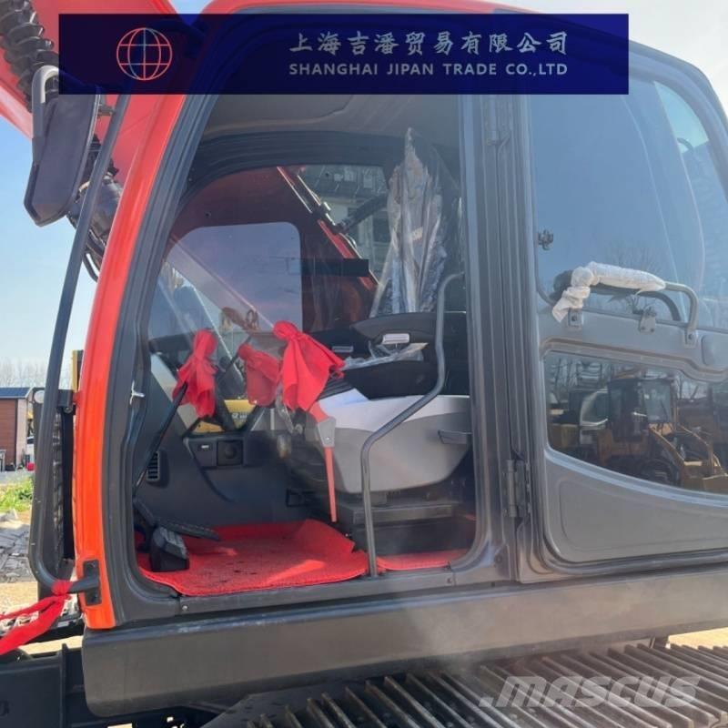 Doosan DX 225 履帶式 挖土機/掘鑿機/挖掘機