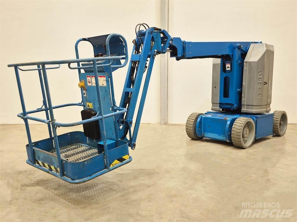 Genie Z30 20NRJ 曲臂高空作業車